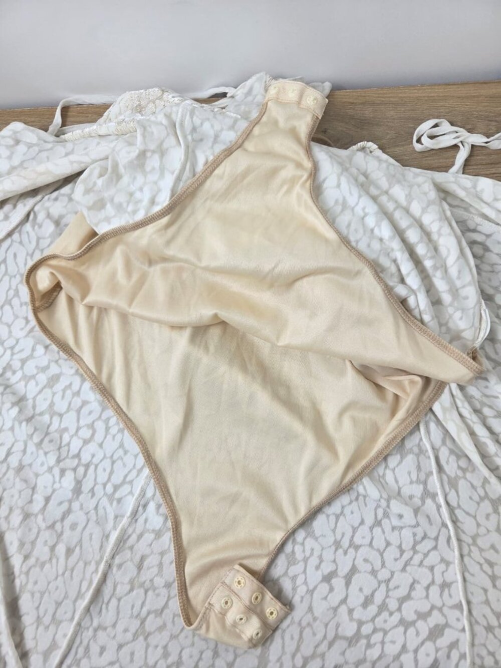 12th Tribe Maxi Dress Ivory Size M New - Picture 9 of 13